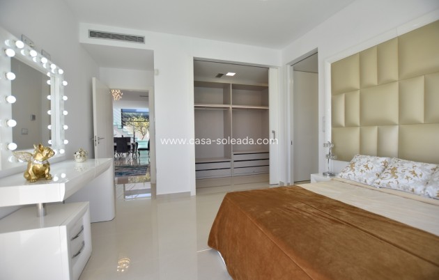 Resale - Villa - San Miguel de Salinas