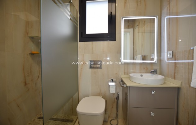 Resale - Villa - San Miguel de Salinas