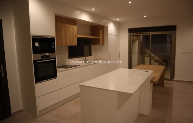 Obra nueva - Villa - Aspe