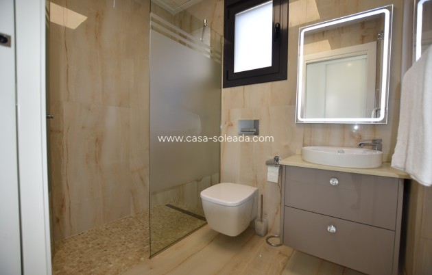 Resale - Villa - San Miguel de Salinas