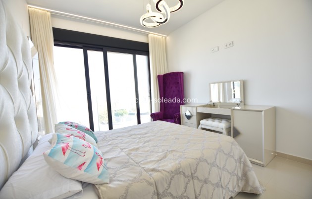 Resale - Villa - San Miguel de Salinas