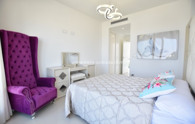 Resale - Villa - San Miguel de Salinas