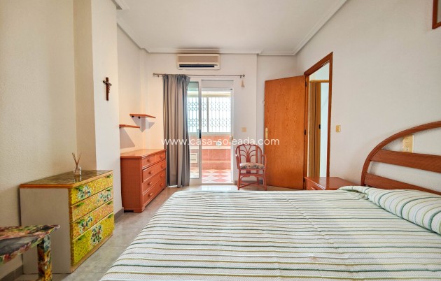 Reventa - Apartamento / piso - Torrevieja