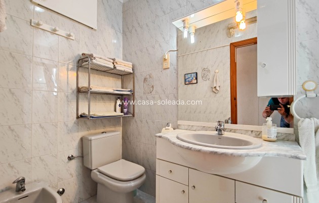 Reventa - Apartamento / piso - Torrevieja