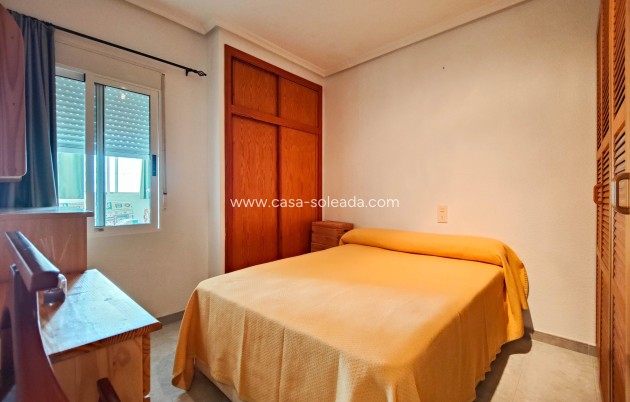 Reventa - Apartamento / piso - Torrevieja