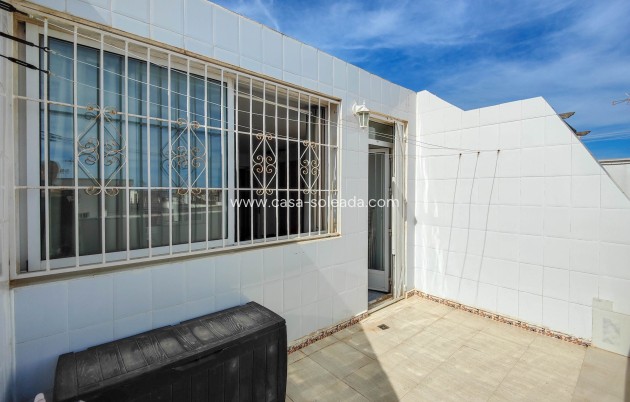 Reventa - Apartamento / piso - Torrevieja