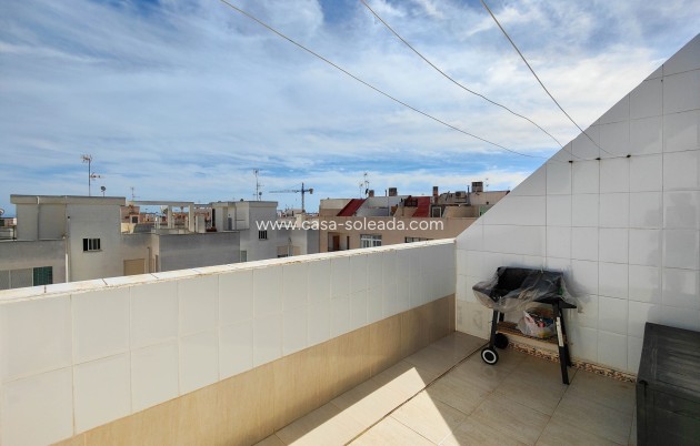 Reventa - Apartamento / piso - Torrevieja