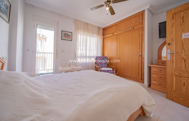 Resale - Villa - Torrevieja - Cabo cervera