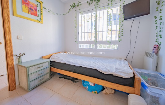 Resale - Villa - Torrevieja - Cabo cervera