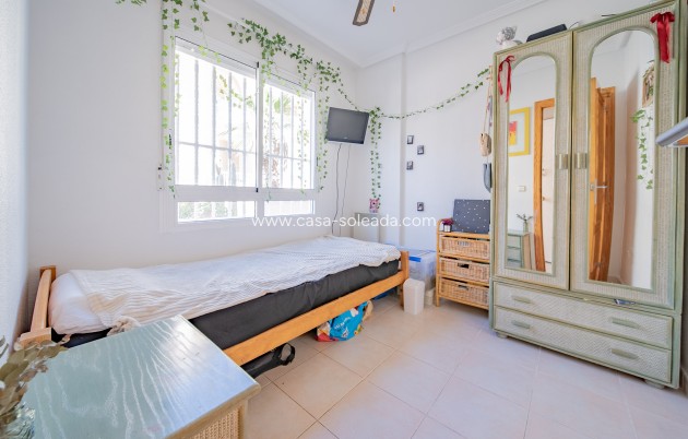 Resale - Villa - Torrevieja - Cabo cervera