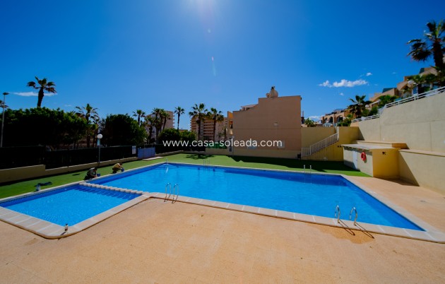 Resale - Villa - Torrevieja - Cabo cervera