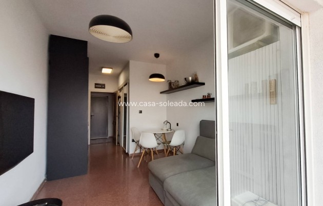 Resale - Apartment / flat - Torrevieja - Center