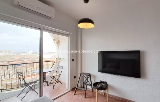 Resale - Apartment / flat - Torrevieja - Center