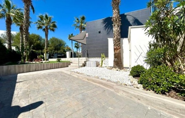 Reventa - Villa - Orihuela Costa - Villamartín-Las Filipinas