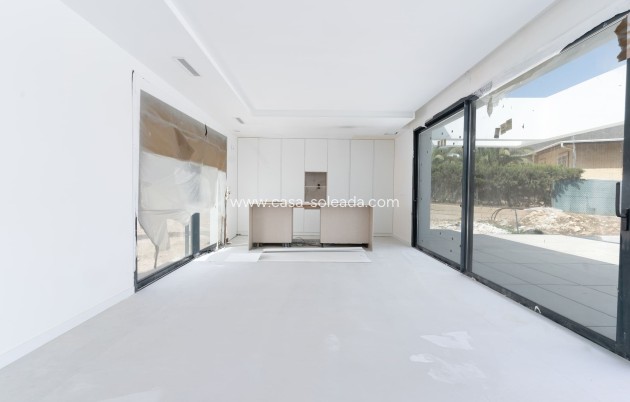 Obra nueva - Villa - Orihuela Costa